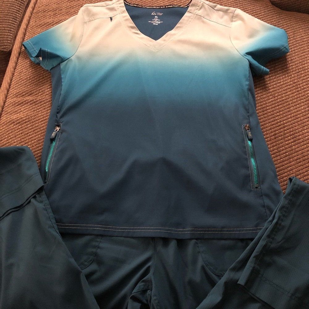 Scrub set!